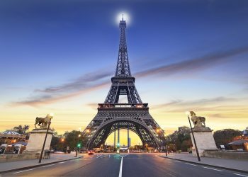 Araba ile Orta Avrupa Turu  Paris Gezi Rehberi
