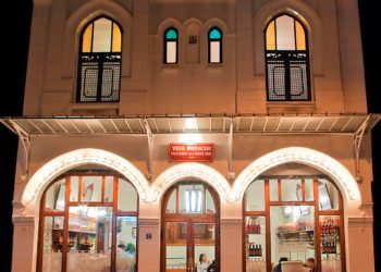 Yüzyıllık Hikaye Vefa Bozacısı