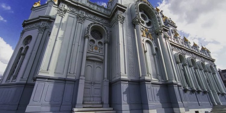 Sveti Stefan Bulgar Kilisesi: Demir Kilise