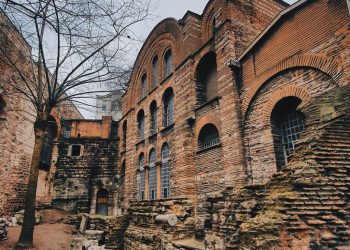 Bizans Dönemin’de Klise Olan Kalenderhane Camii Hikayesi?