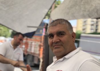 Kadıköy’ün Pazar Dönercisi? “Emin Usta” Hangi Günler Nerede Yenir?