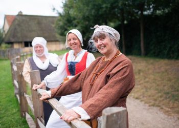 “Eindhoven’daki PreHistorisch Dorp: Tarih Öncesi Köyüne Yolculuk”
