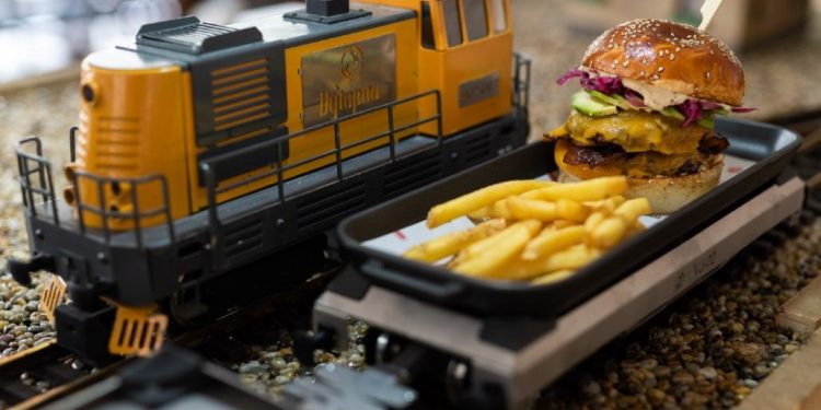 Prag’da yeni bir konsept:Railway Restaurant Prag