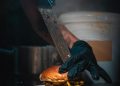 “Burgerin Başkenti Kopenhag: Gasoline Grill, Tommi’s ve Baest”