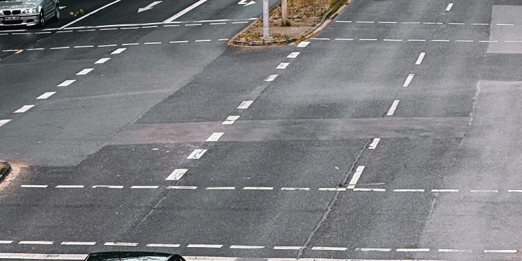 Yurt Dışında Araç Kullanımı ve Kiralama: Türk Ehliyeti ile Geçerlilik ve Dikkat Edilmesi Gerekenler